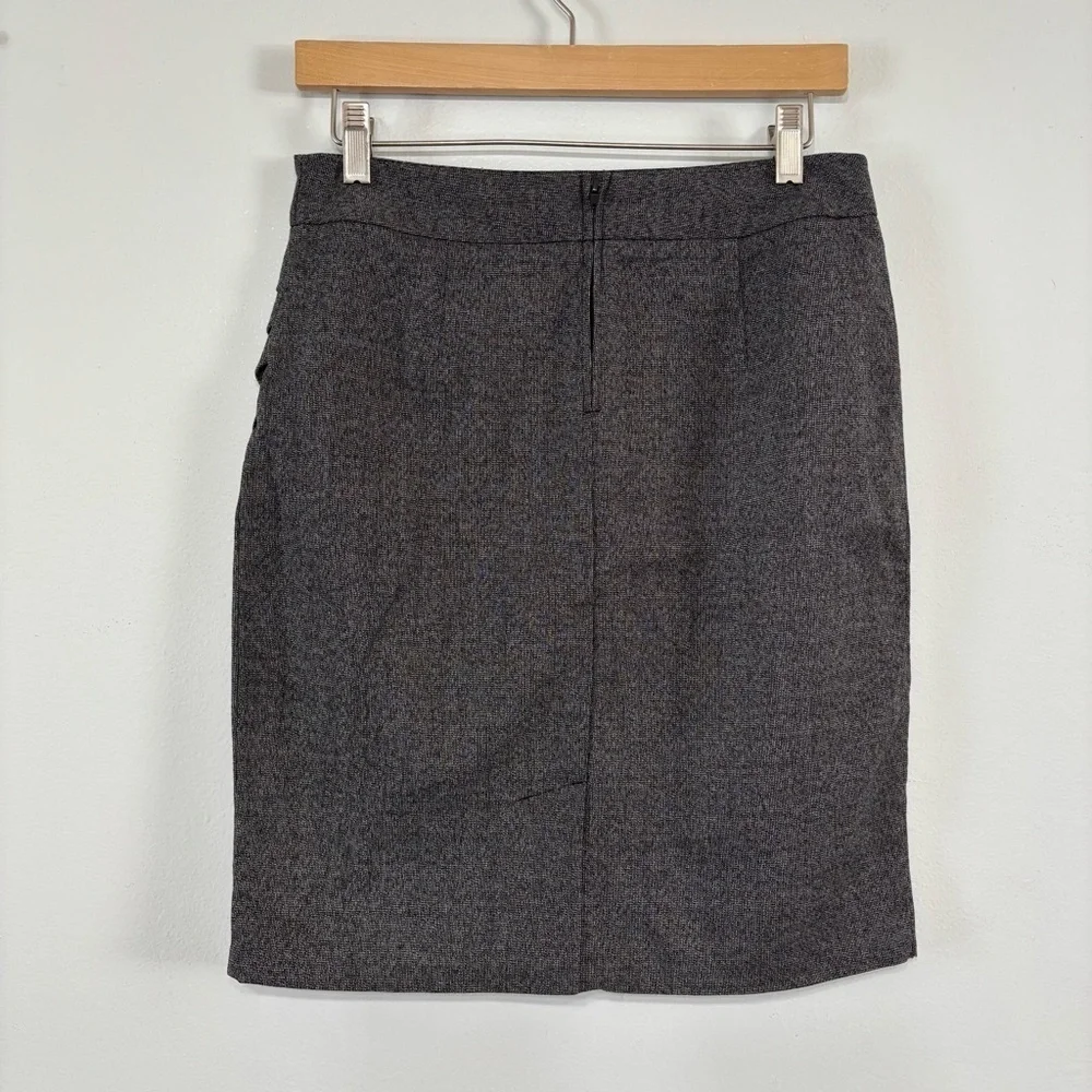 BCX Dark Gray Pleated Skirt Size 7
